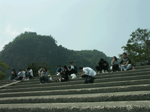 29日多良浜での昼食